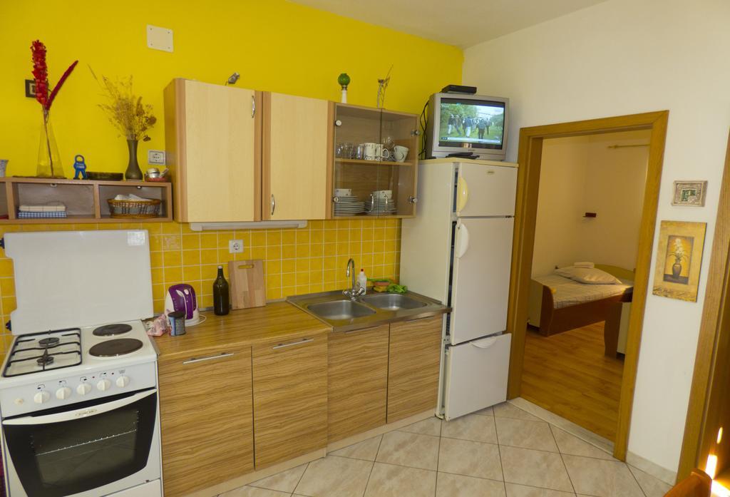 Apartments Plaza Ivan Dolac Room photo
