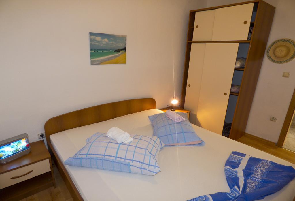 Apartments Plaza Ivan Dolac Room photo