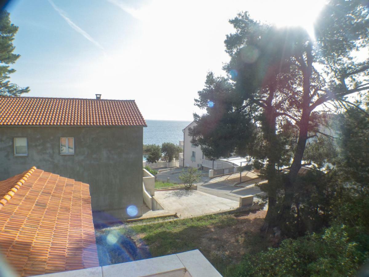 Apartments Plaza Ivan Dolac Exterior photo